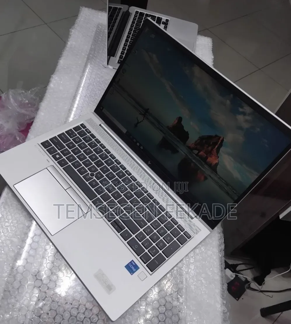 New Laptop HP EliteBook 850 G8 16GB Intel Core i5 SSD 512GB