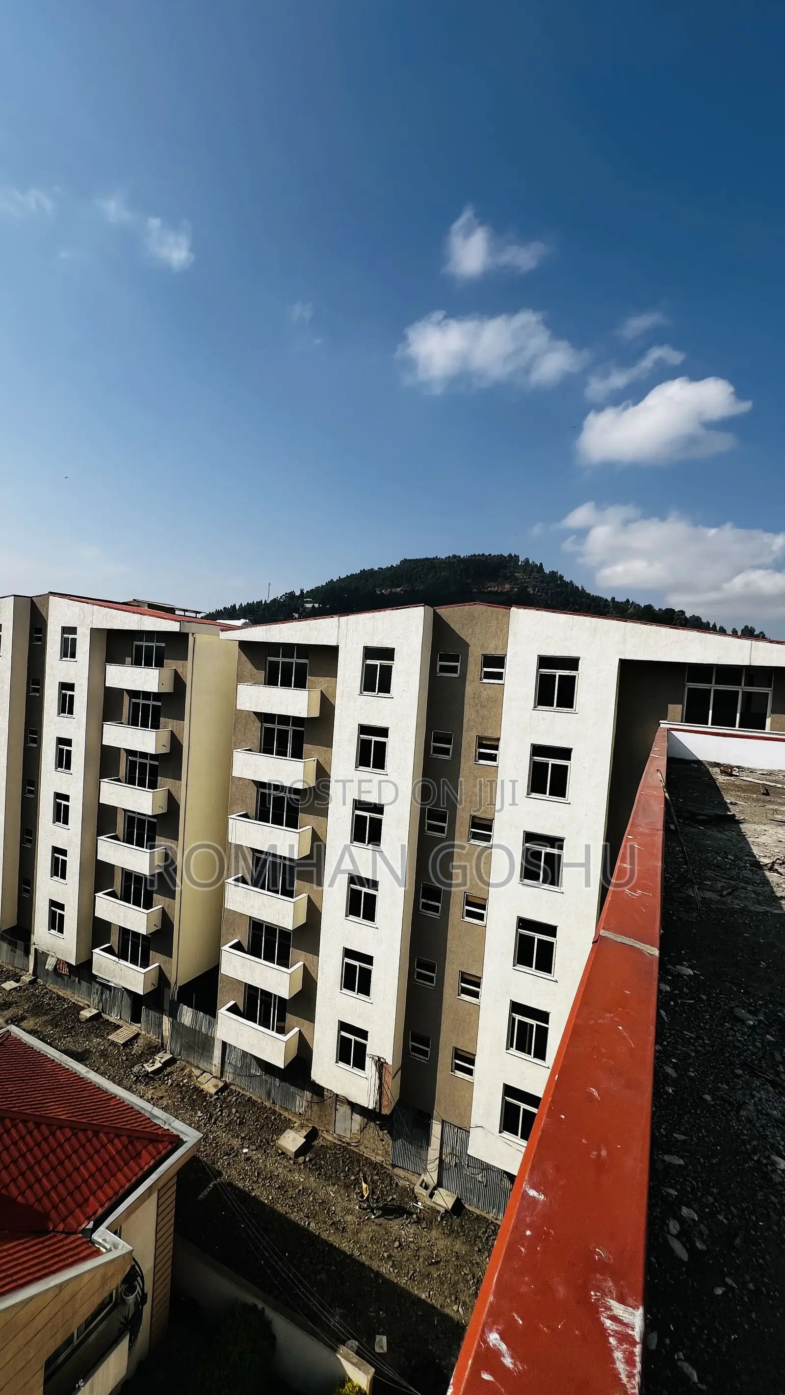 3bdrm Apartment in አምደሁን ሪል ስቴት, Nifas Silk-Lafto for sale
