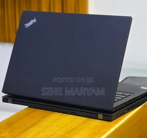 Laptop Lenovo ThinkPad T14s Gen 2 16GB AMD Ryzen 5 SSD 512GB