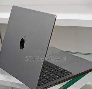 New Laptop Apple MacBook Pro 2023 M3 14-inch 8GB Apple M3 SSD 512GB