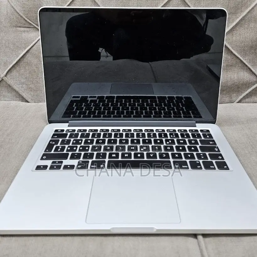New Laptop Apple MacBook Pro 2015 8GB Intel Core i5 SSD 128GB