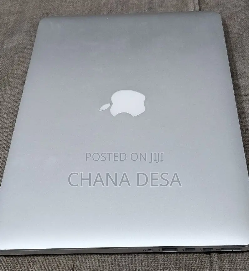 New Laptop Apple MacBook Pro 2015 8GB Intel Core i5 SSD 128GB