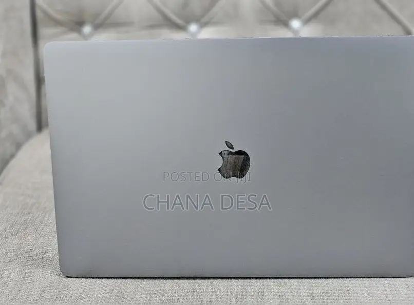 New Laptop Apple MacBook Pro 2019 32GB Intel Core i9 SSD 1T