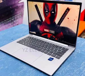 New Laptop HP ZBook Firefly 14 G10 16GB Intel Core i7 SSD 512GB