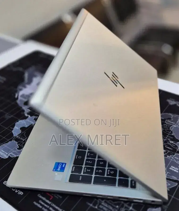 New Laptop HP EliteBook 840 8GB Intel Core i5 SSD 256GB