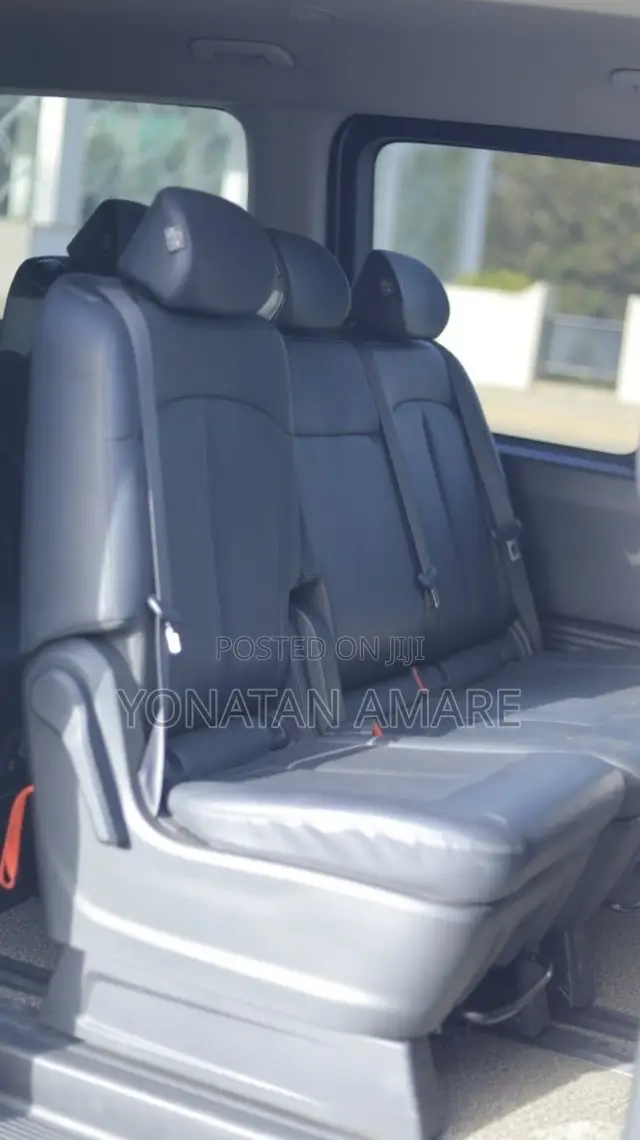 New Hyundai Staria 2023 White