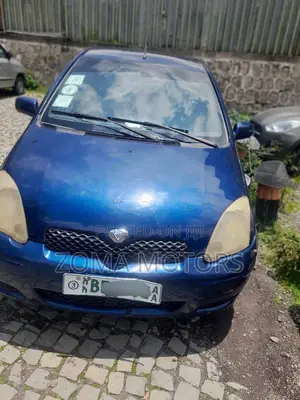 Toyota Vitz 1.0 FWD 3dr 2002 Blue