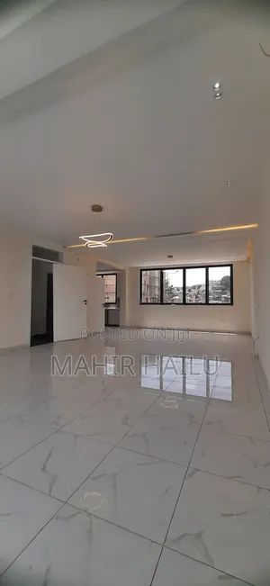 7bdrm House in Real, Bole for rent
