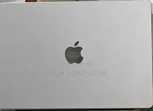 New Laptop Apple MacBook Pro M1 8GB Intel Core i7 SSD 512GB