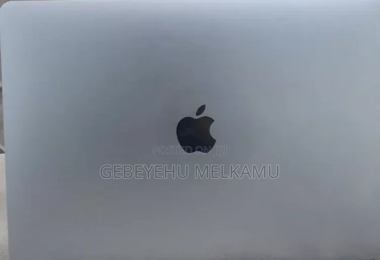 New Laptop Apple MacBook Pro 2017 16GB Intel Core i5 SSD 512GB