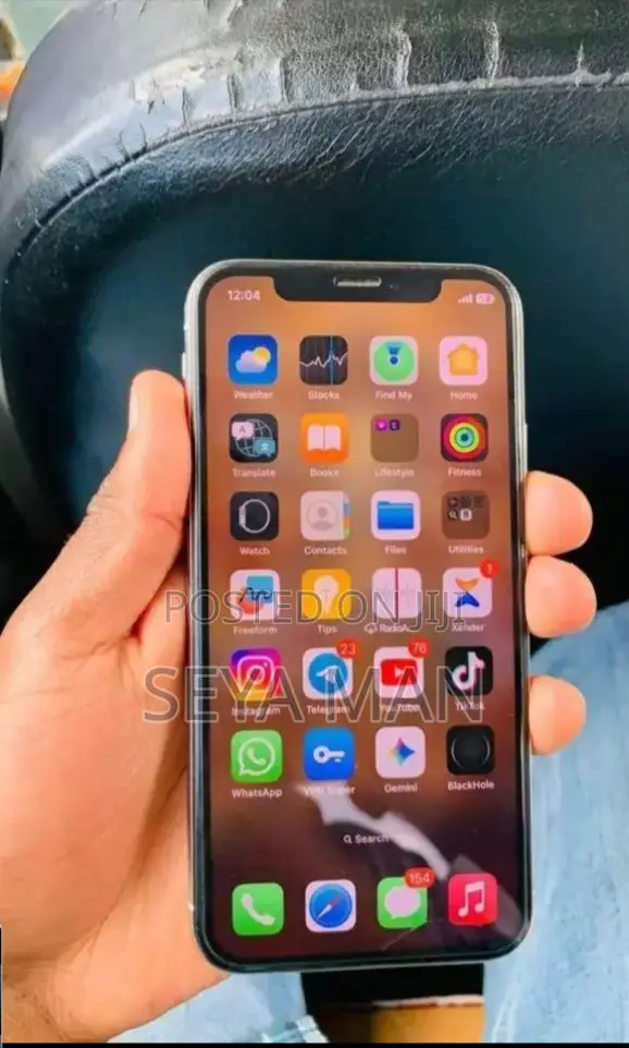 Apple iPhone X 64 GB White