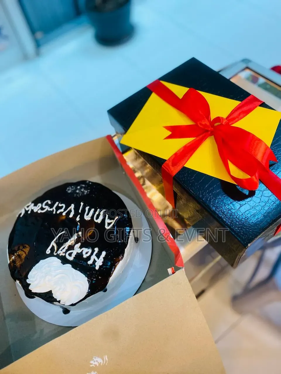 Yaho Anniversary Gift