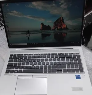 New Laptop HP EliteBook 850 16GB Intel Core i5 SSD 512GB