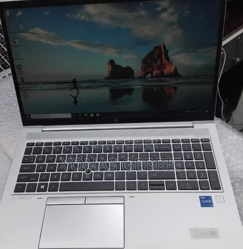 New Laptop HP EliteBook 850 16GB Intel Core i5 SSD 512GB