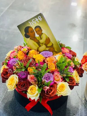Table Flower Gift for Your Mom