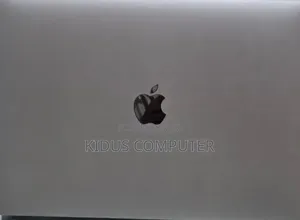 New Laptop Apple MacBook Air 8GB Apple M1 SSD 256GB
