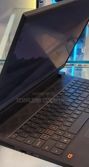 New Laptop Dell XPS 15 16GB Intel Core i7 SSD 512GB