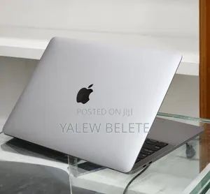 New Laptop Apple MacBook Pro 16GB Intel Core i7 SSD 256GB