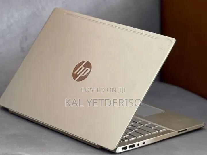 New Laptop HP Pavilion 10 16GB Intel Core i5 SSD 512GB