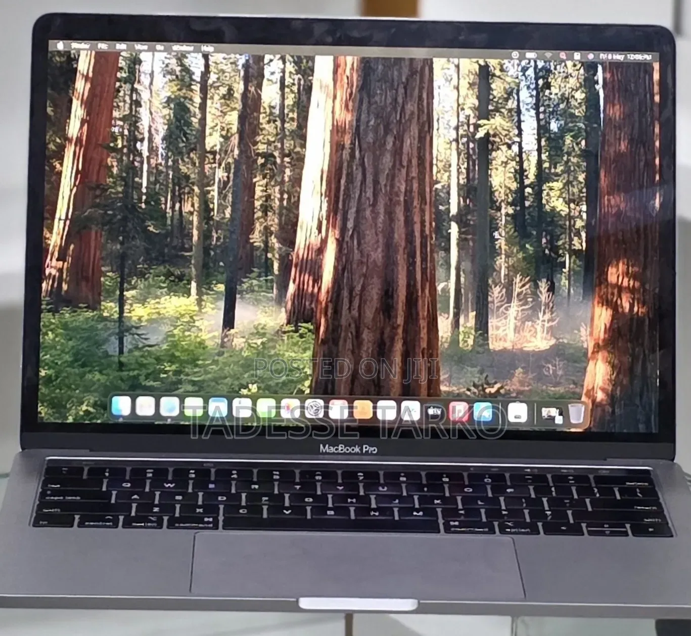 New Laptop Apple MacBook Pro 2017 16GB Intel Core i7 SSD 256GB