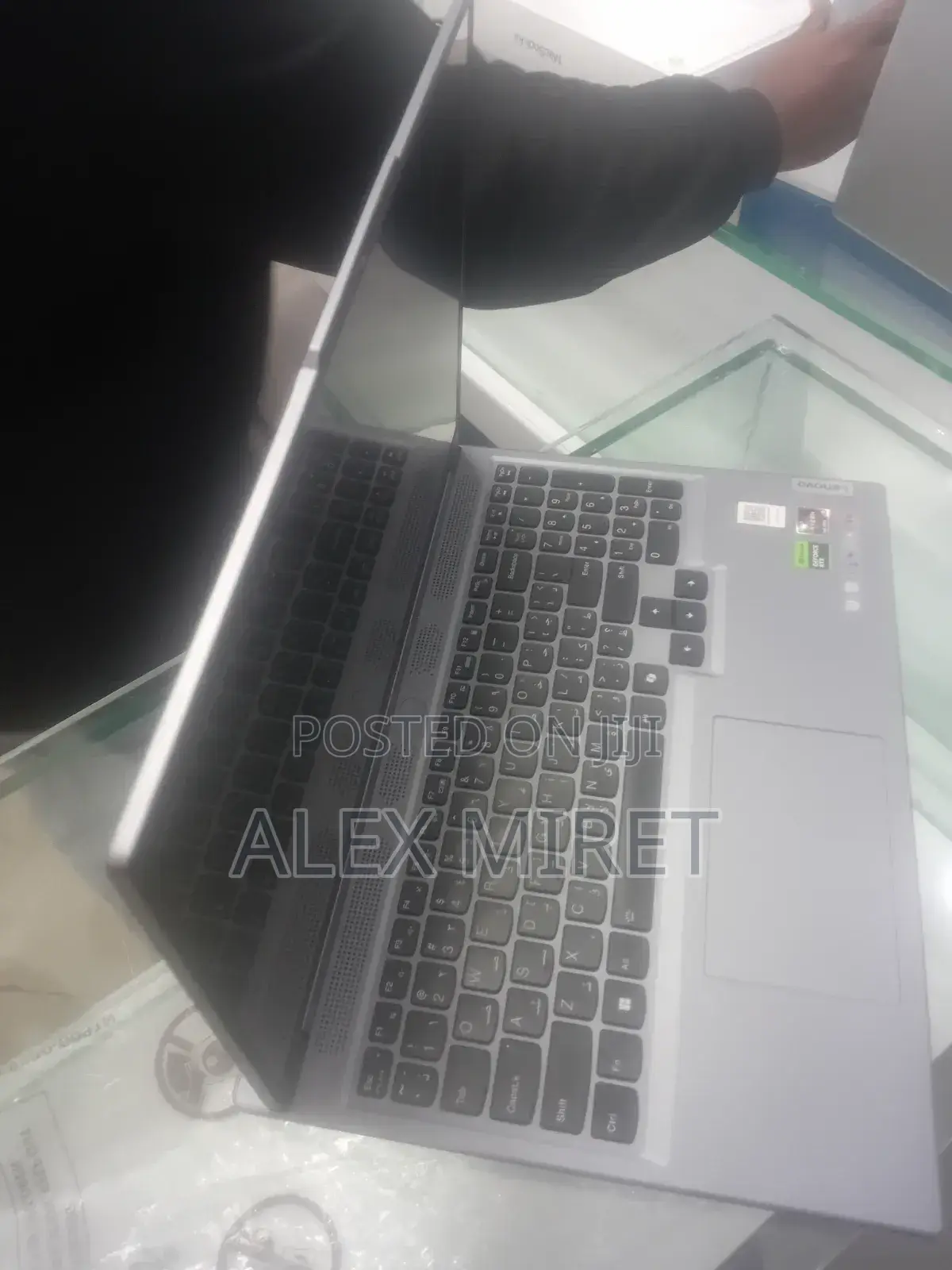 New Laptop Lenovo Legion 5 16GB AMD Ryzen 7 SSD 1T