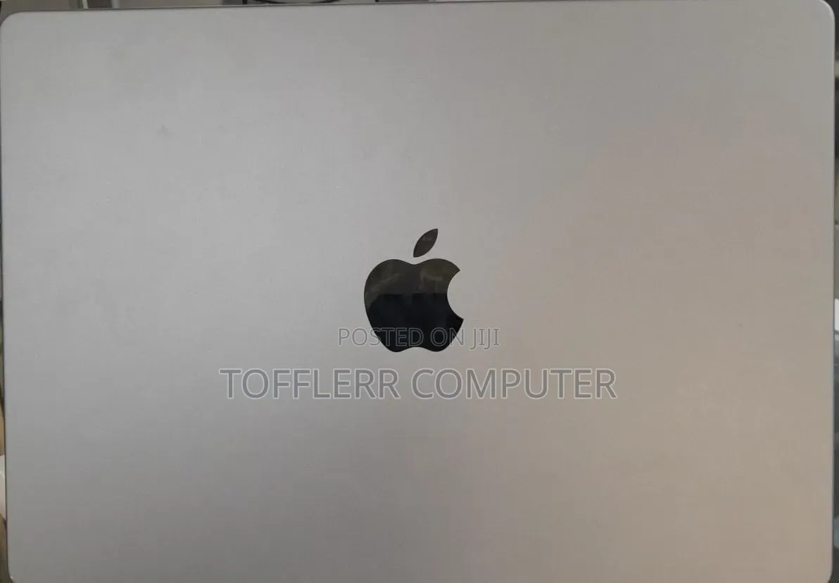 New Laptop Apple MacBook Pro M1 16GB AMD A10 SSD 512GB