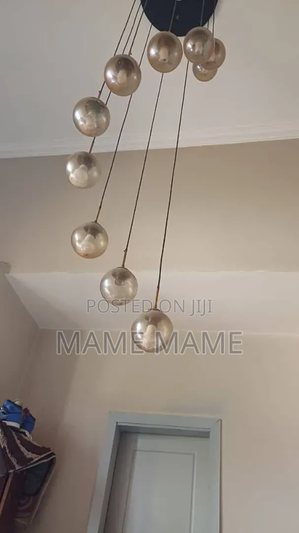 5bdrm House in Addis Abeba, Bole for sale