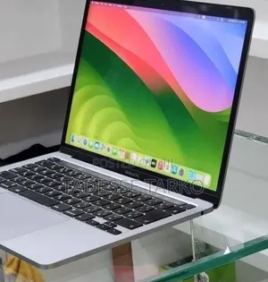 New Laptop Apple MacBook Pro 2020 8GB Intel Core i5 SSD 512GB