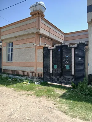 Furnished 5bdrm House in ዱከም ከተማ, Oromia-Finfinne for sale