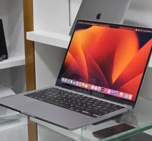 New Laptop Apple MacBook Air 2022 M2 8GB Apple M2 SSD 256GB