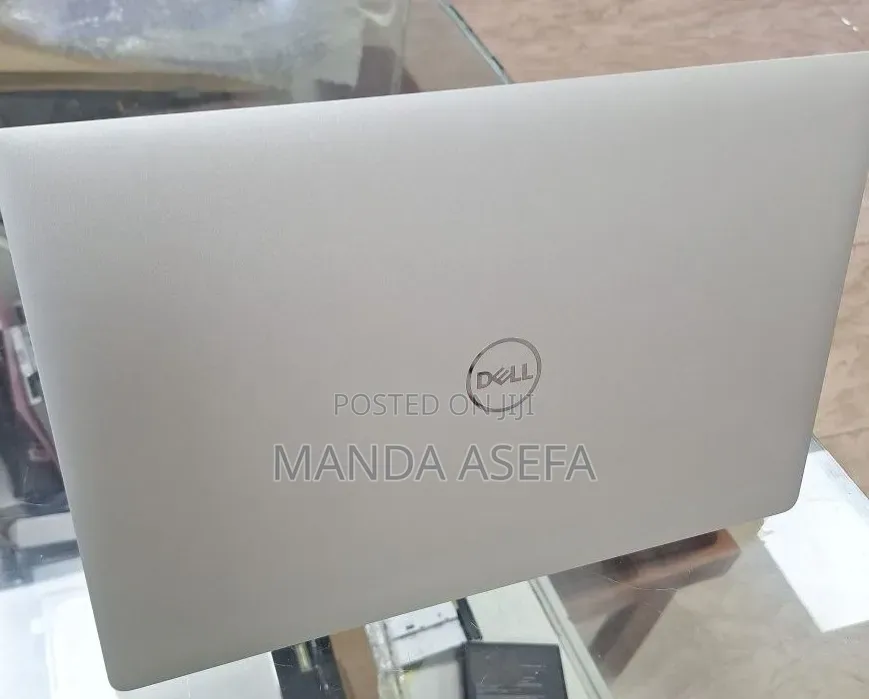 New Laptop Dell XPS 15 16GB Intel Core i7 SSD 512GB