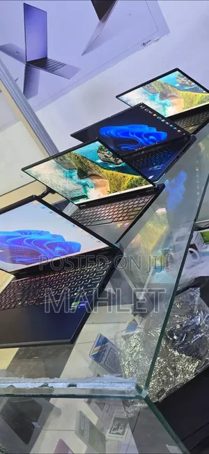 New Laptop Acer Predator 17 16GB Intel Core i9 SSD 1T