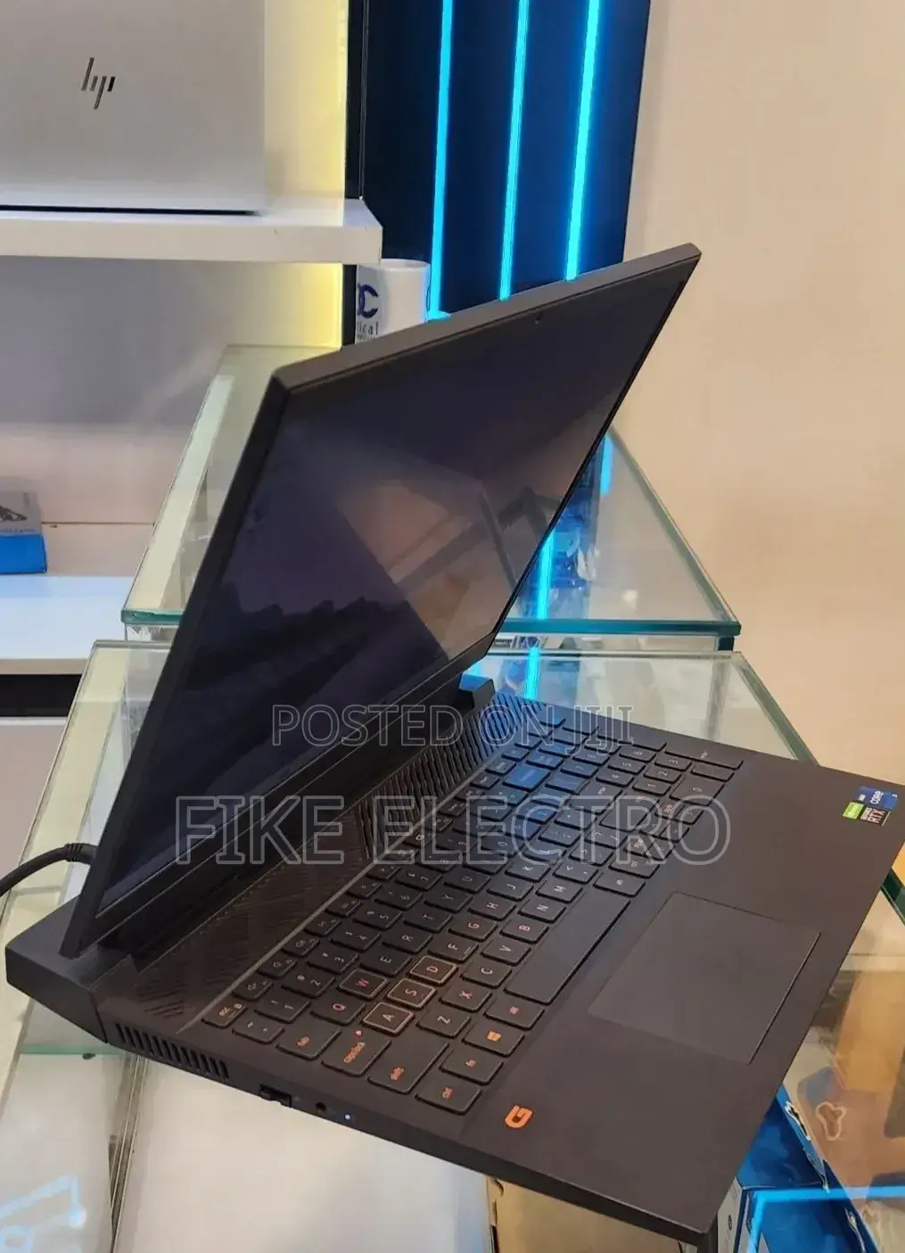 New Laptop Dell G15 5535 16GB Intel Core i7 SSD 512GB