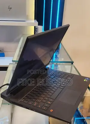 New Laptop Dell G15 5535 16GB Intel Core i7 SSD 512GB