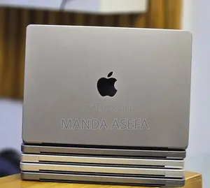 New Laptop Apple MacBook Pro M1 16GB Apple M1 Pro SSD 512GB