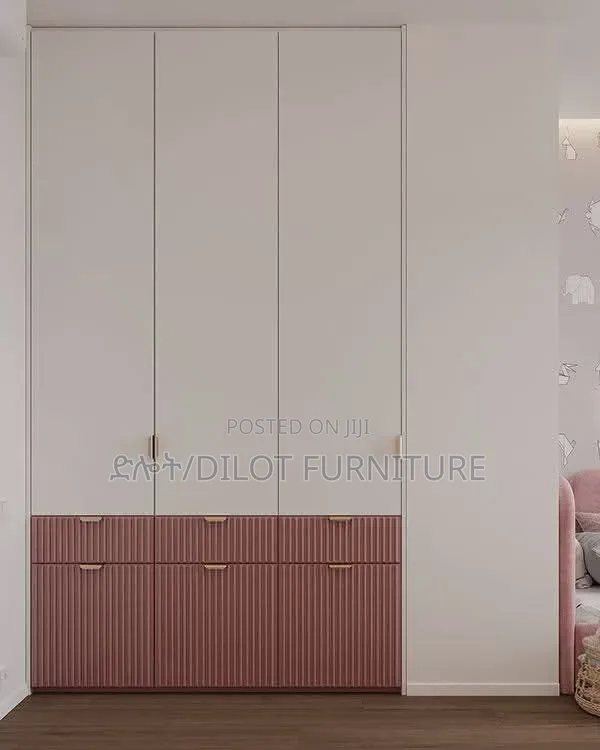 High Quality Cup Board With MDF