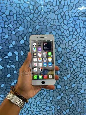 New Apple iPhone 7 32 GB Silver