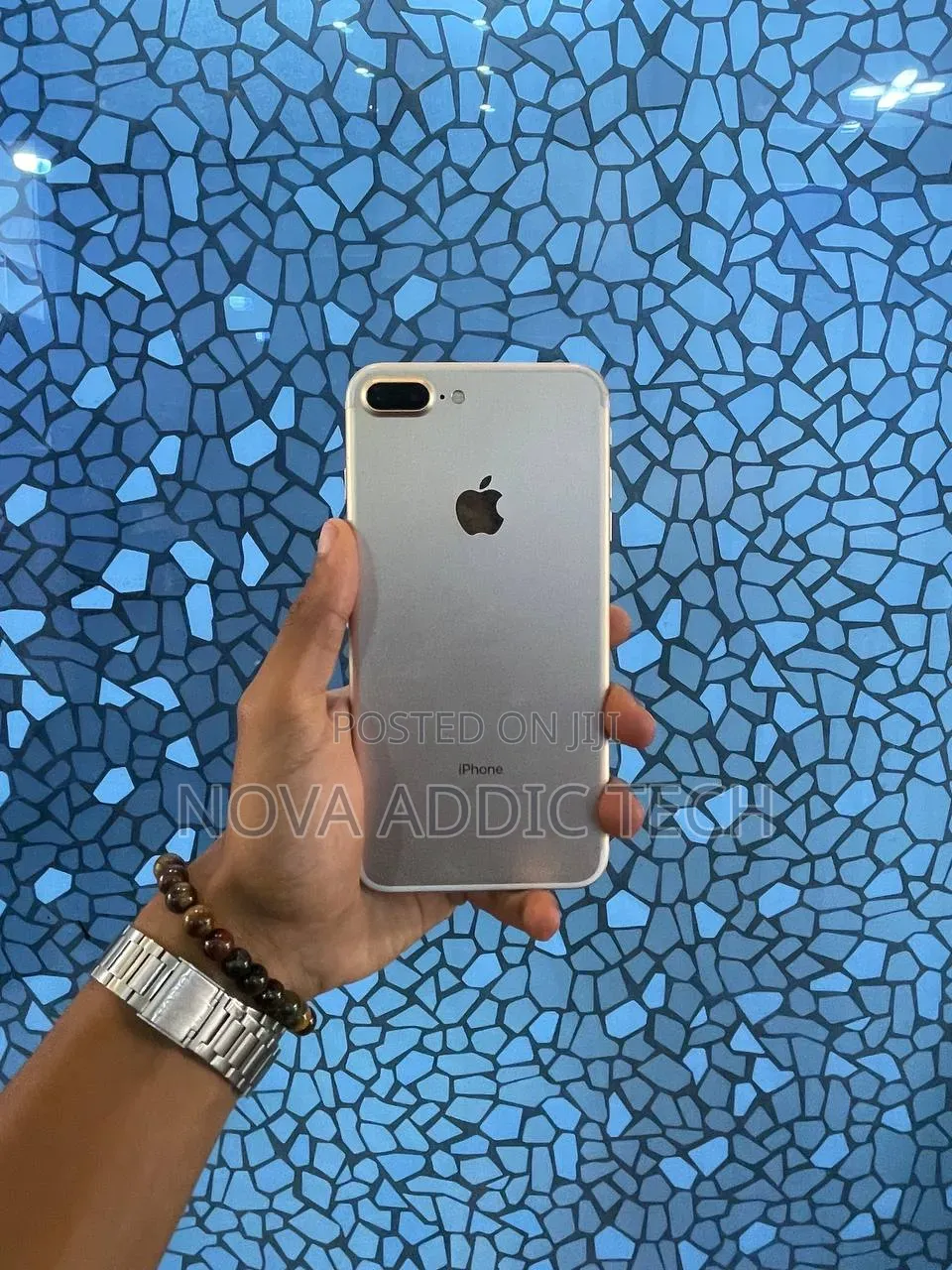 New Apple iPhone 7 32 GB Silver