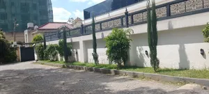 20bdrm Townhouse/Terrace in ሰሚት ፊጋ, Bole for sale