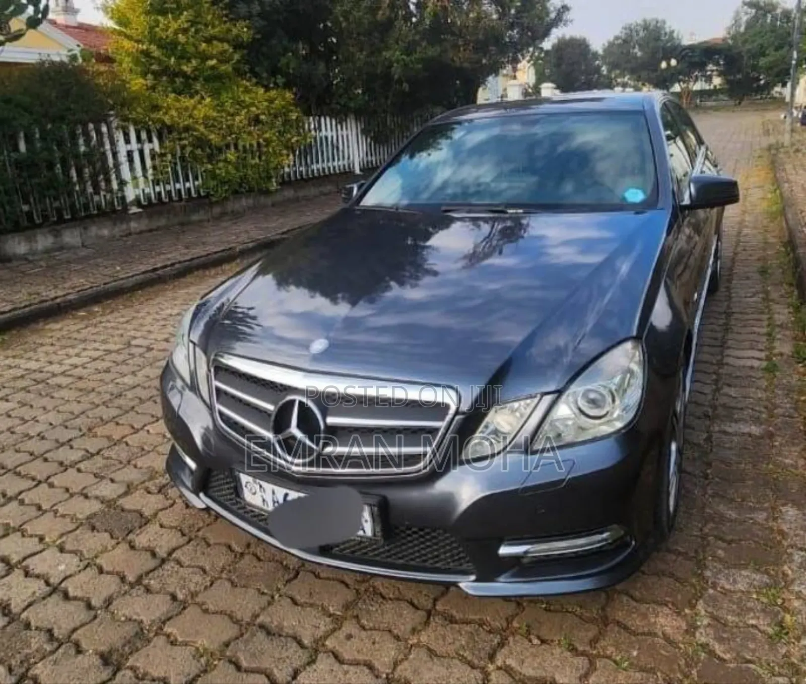 Mercedes-Benz E200 2013 Gray