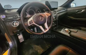Mercedes-Benz E200 2013 Gray