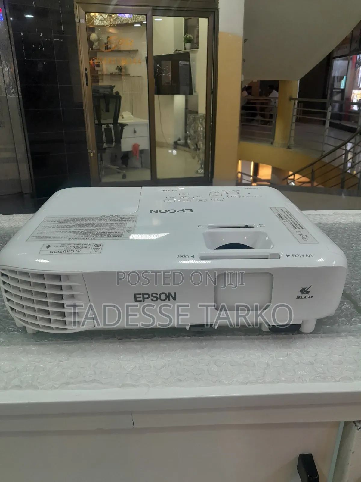 Epson Eb -X06