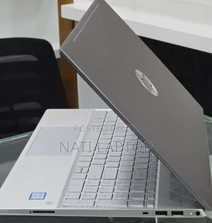 New Laptop HP Pavilion 15 8GB Intel Core i7 SSD 256GB