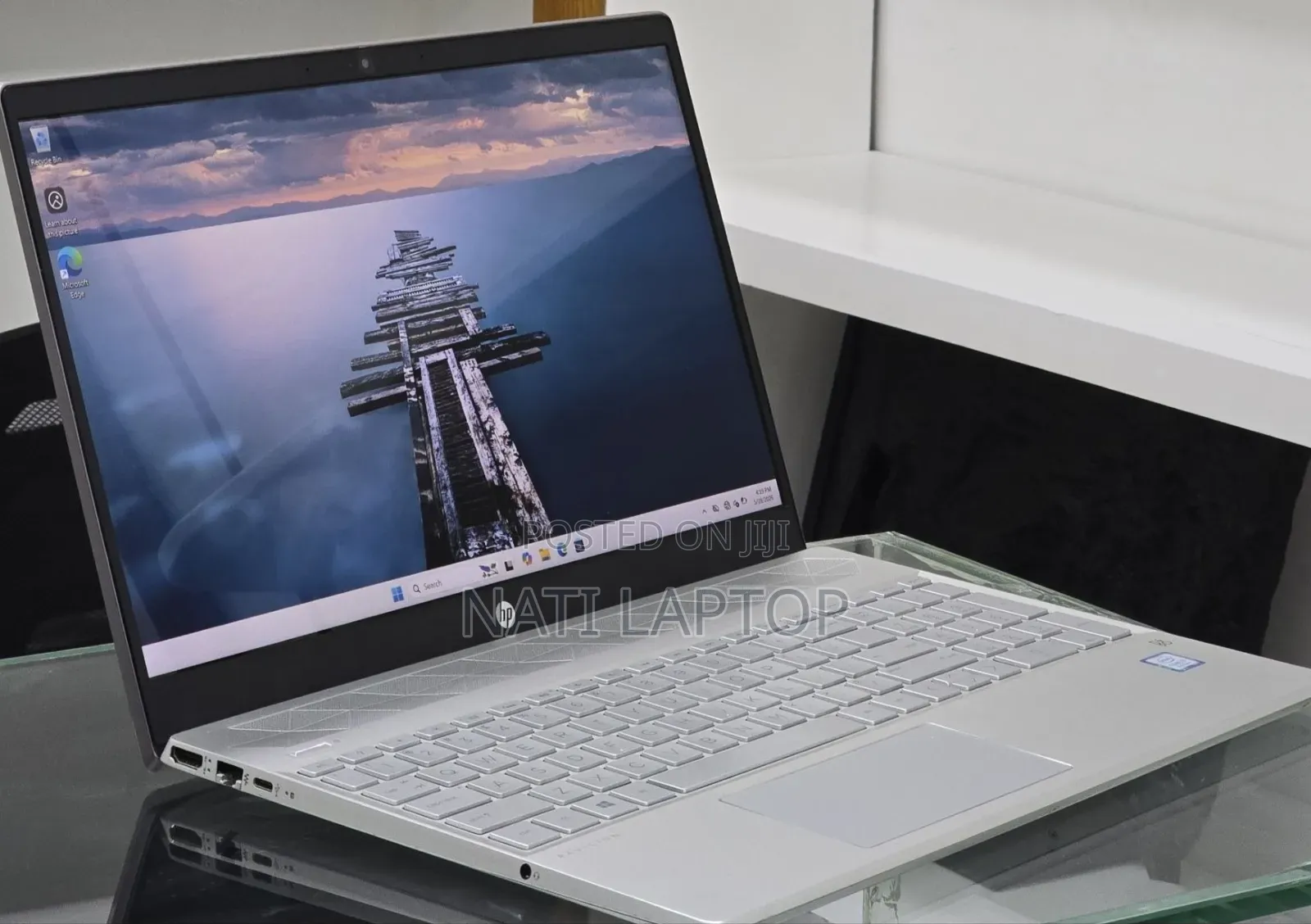 New Laptop HP Pavilion 15 8GB Intel Core i7 SSD 256GB