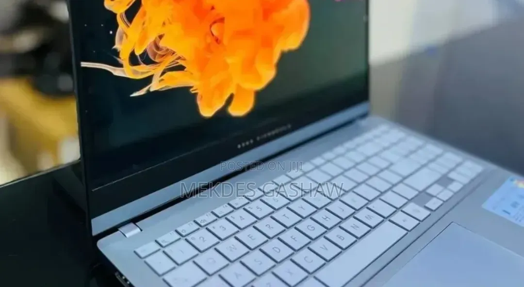New Laptop Asus VivoBook 15 X505BA 16GB Intel Core Ultra 7 SSD 512GB