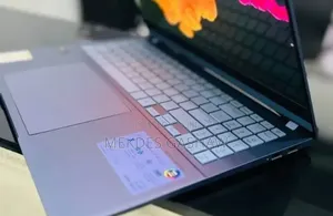 New Laptop Asus VivoBook 15 X505BA 16GB Intel Core Ultra 7 SSD 512GB
