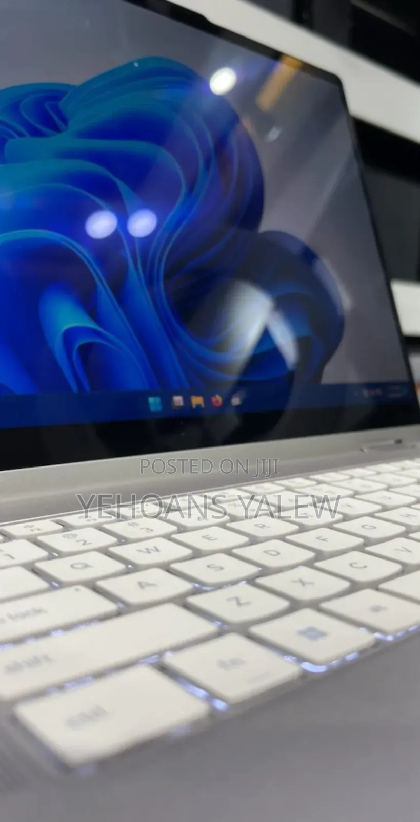 New Laptop Lenovo Yoga 7 15ITL5 16GB AMD Ryzen 5 SSD 512GB