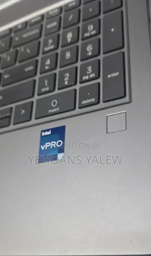 New Laptop HP ZBook 15 G5 16GB Intel Core i7 SSD 512GB