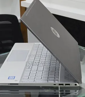 New Laptop HP Pavilion 15 8GB Intel Core i7 SSD 256GB