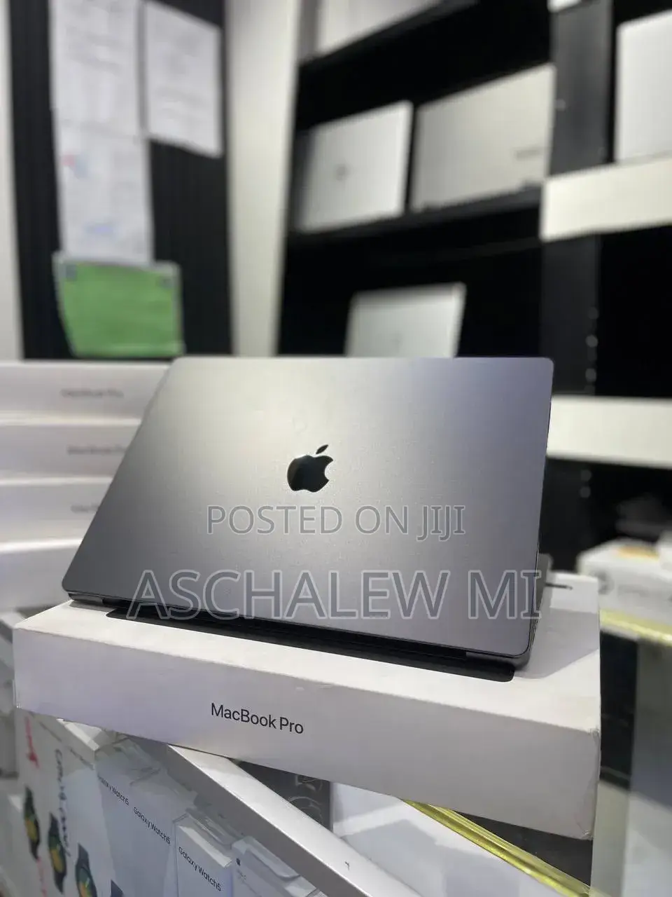 New Apple MacBook Pro 2023 M3 Max 16-inch 36GB Apple M3 Max SSD 1T